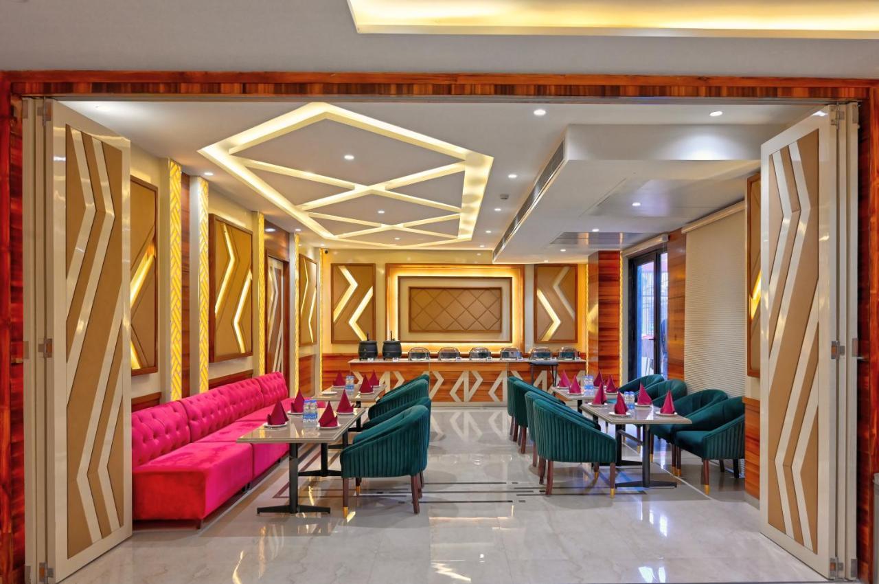 Hotel Classio Royale Amritsar Exteriör bild