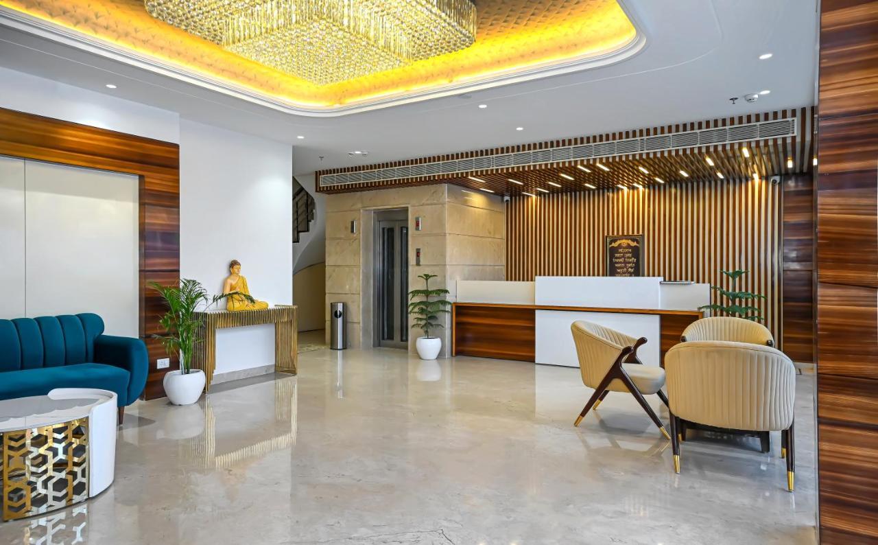 Hotel Classio Royale Amritsar Exteriör bild